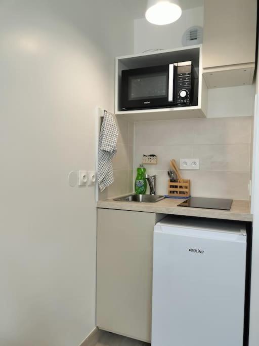 Studio Paris Sud A Cote Du Metro Appartement Villejuif Buitenkant foto