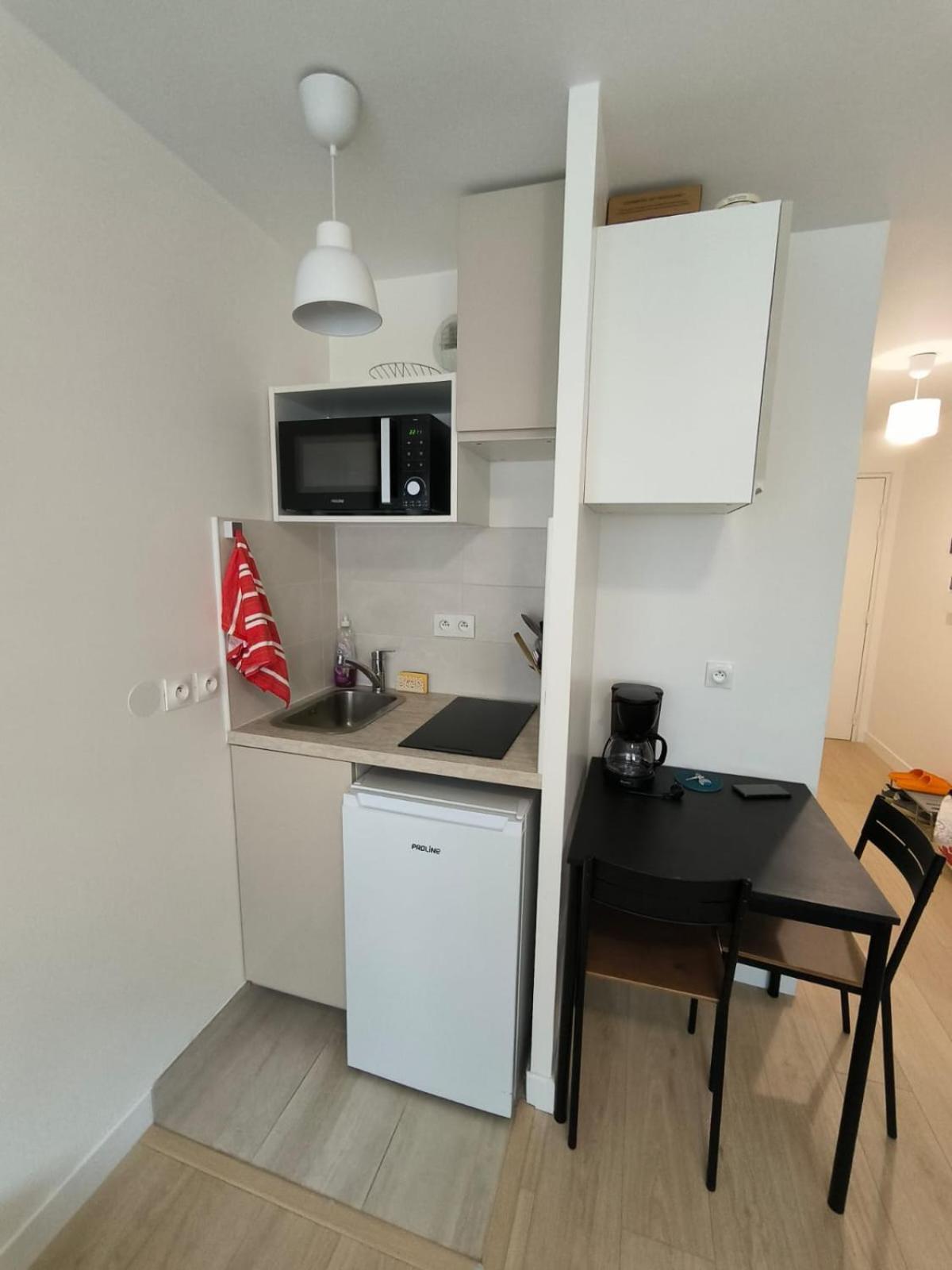 Studio Paris Sud A Cote Du Metro Appartement Villejuif Buitenkant foto
